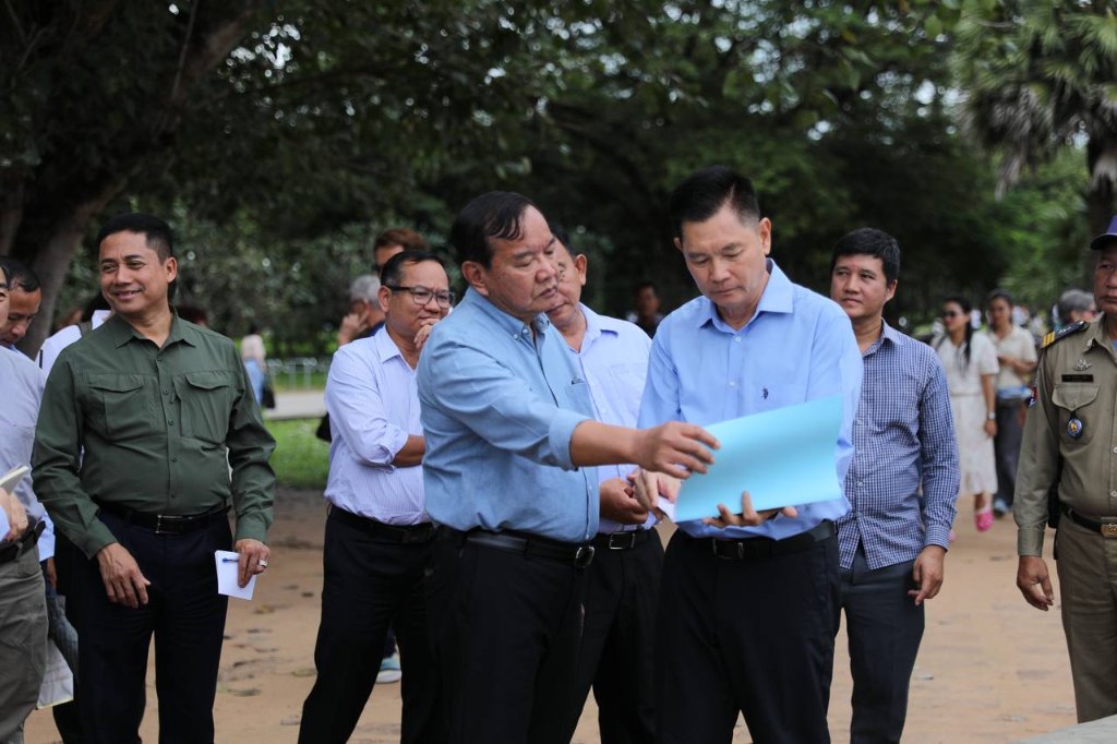 S.E. Prak Sokhonn en visite d’inspection pour le 20ᵉ Sommet de la Francophonie