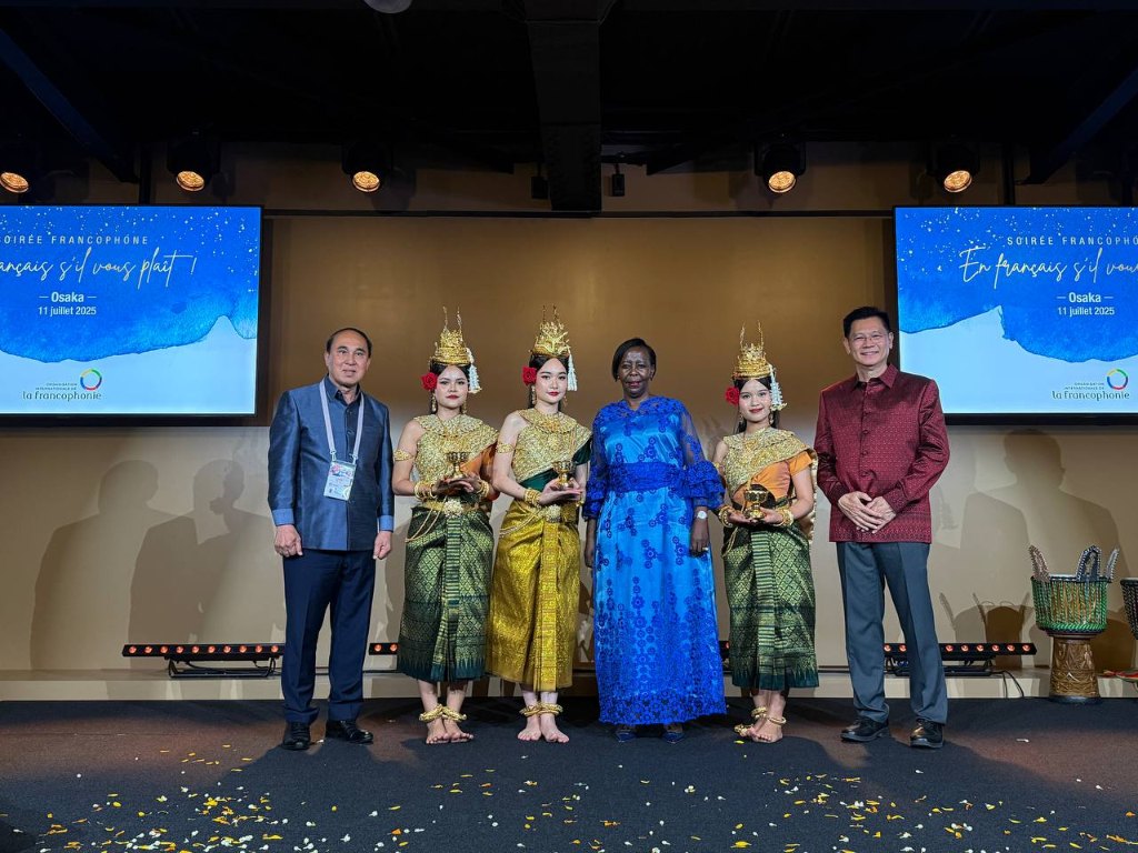 Son Excellence Monsieur Sun Sovanna a salué la présence de Son Excellence Madame Louise Mushikiwabo, Secrétaire générale de l’OIF, au Pavillon national du Cambodge